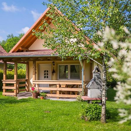 Domki Nad Stawem. Polańczyk Exterior foto
